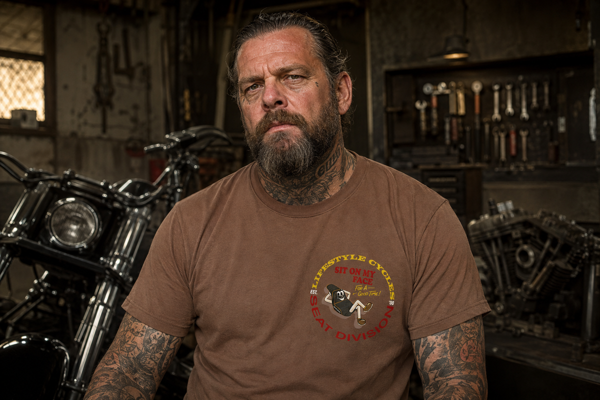 LIFESTYLE CYCLES - Sit on my face Shirt