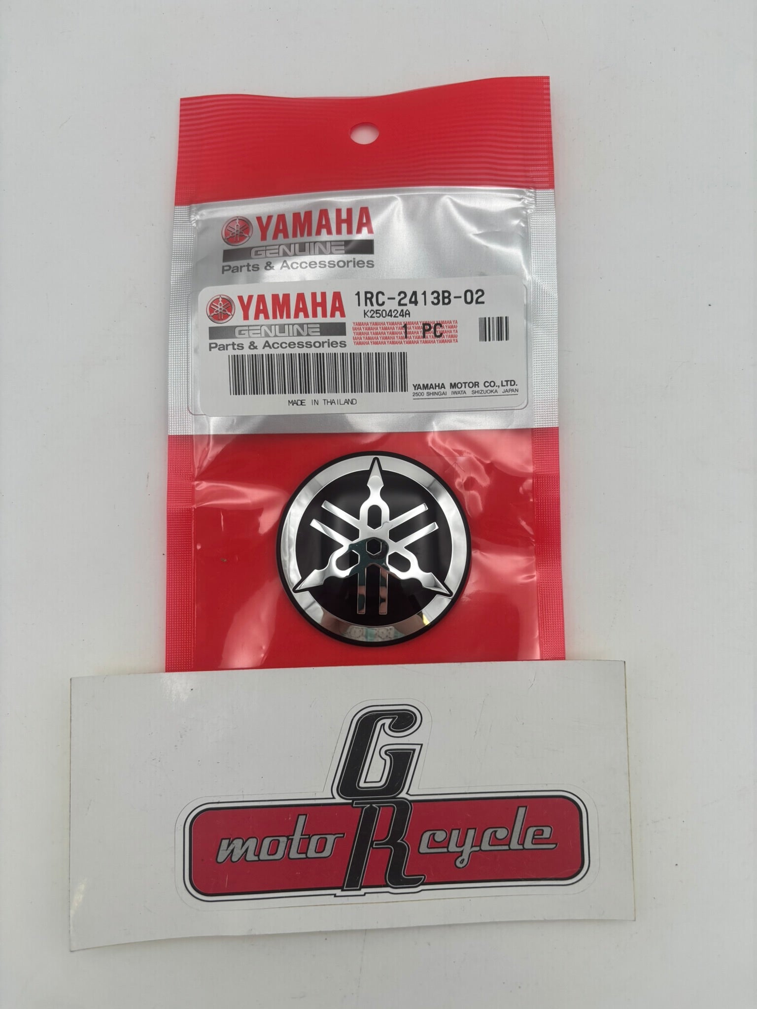 YAMAHA EMBLEM (SUB 1RC-2413B-00-00 1RC-2413B-01-00 ) 1RC-2413B-02-00 Y129