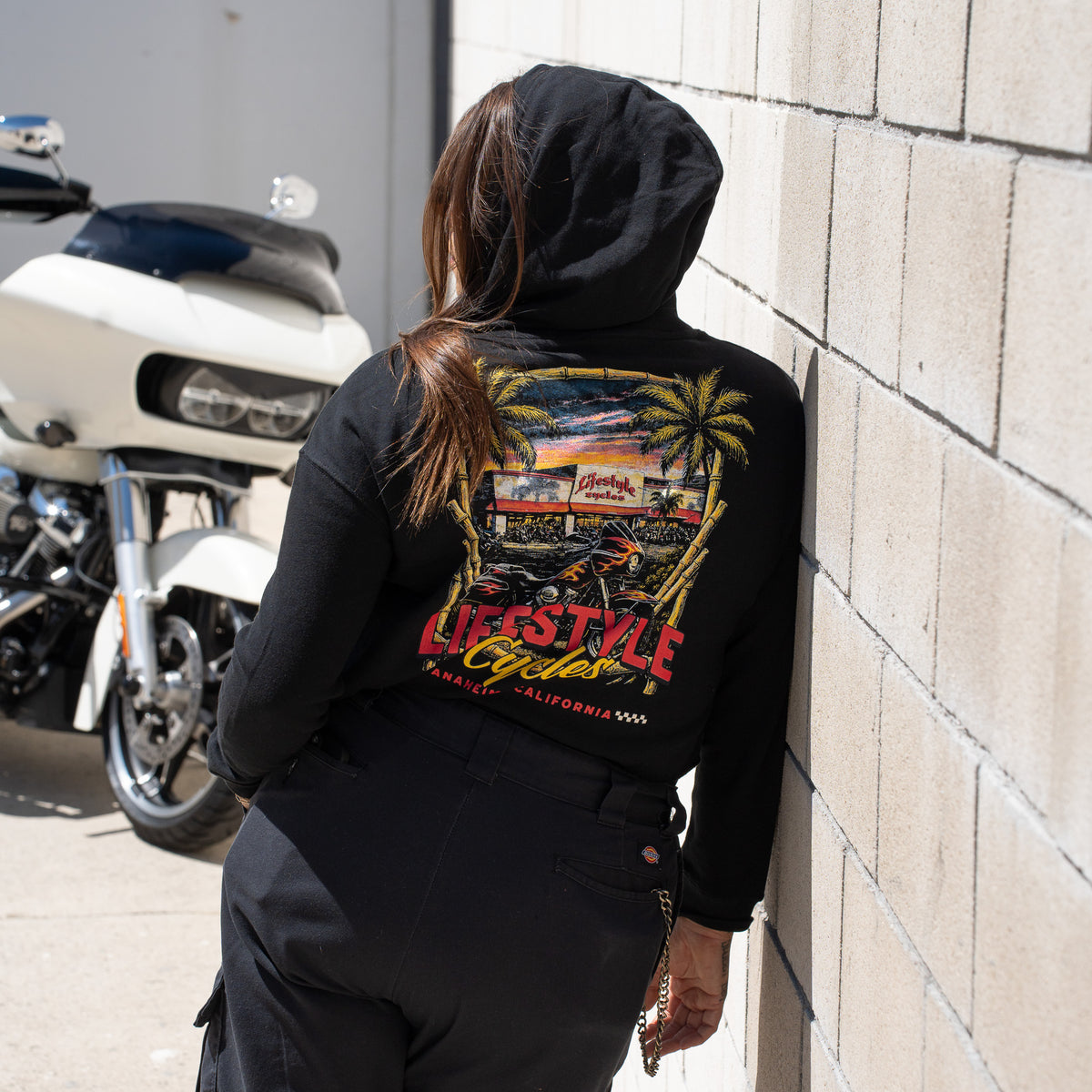 LIFESTYLE CYCLES™ SOCAL WOMENS CROP HOODIE